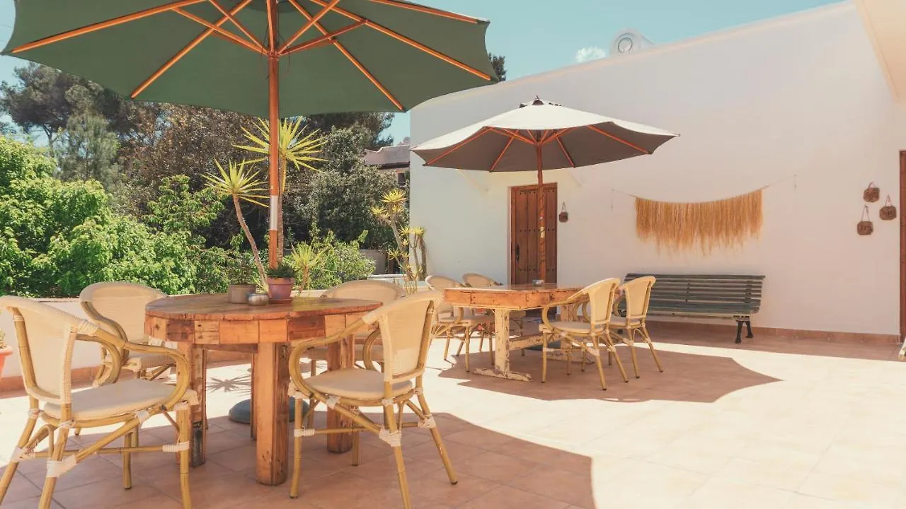 Gæstehus Hostal Esfigueral Playa DPlaya Des Figueral