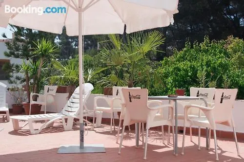 Hostal Esfigueral Playa DPlaya Des Figueral Konukevi